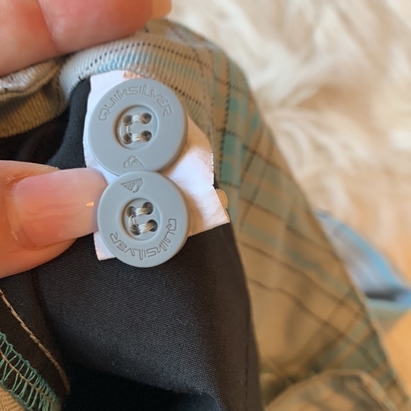 Quicksilver Boarding Mens Gray Blue Black Plaid Casual Chino Shorts Sz 32 - Picture 6 of 6